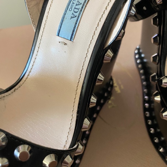 Prada stud spiked wedges Blk - Picture 6 of 7
